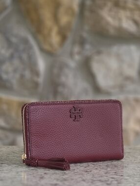 Tory Burch Taylor Zip Continental Wallet